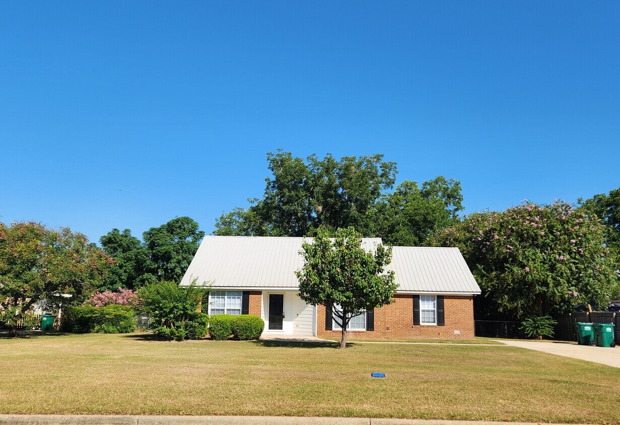 Foto principal - 130 Paloma Dr
