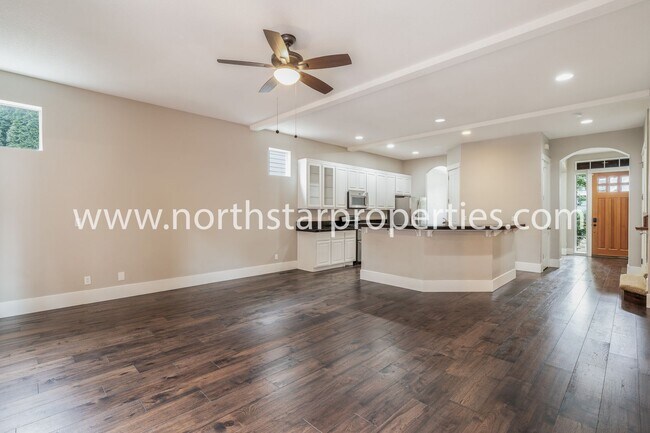 Foto del edificio - 20462 SW Arnold Pl