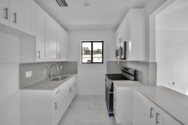 Foto del edificio - 450 Beacom Blvd