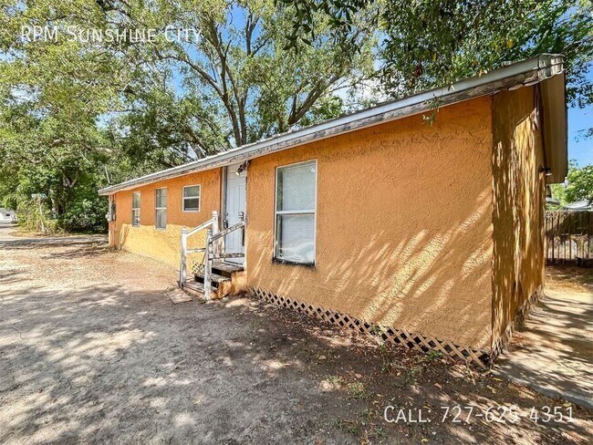 Building Photo - 3105 N 75th St