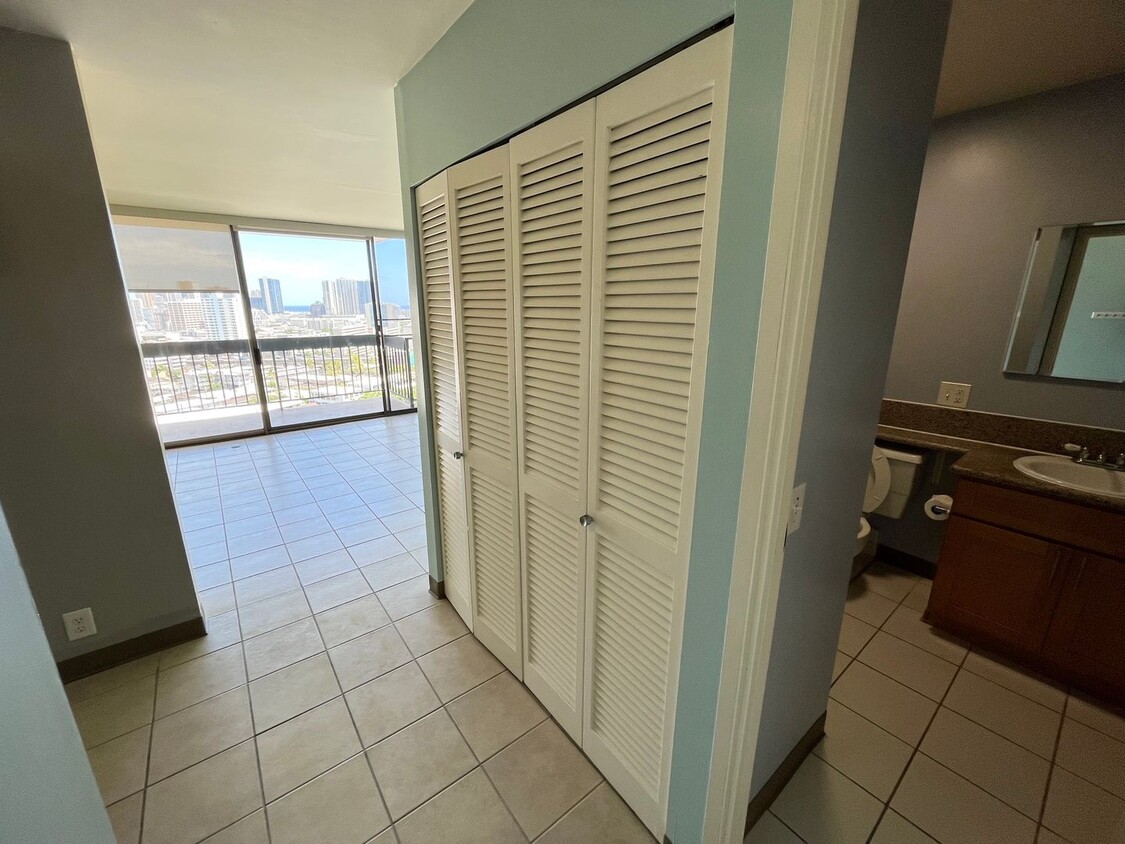 Foto principal - 1560 Thurston Ave