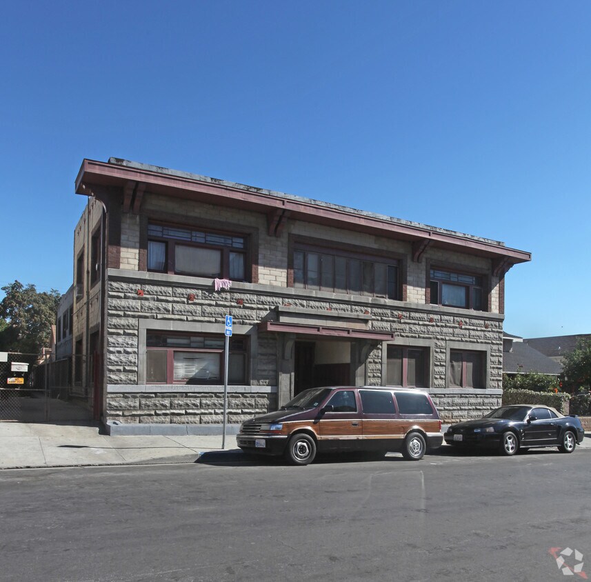 Foto del edificio - 2422 Sichel St