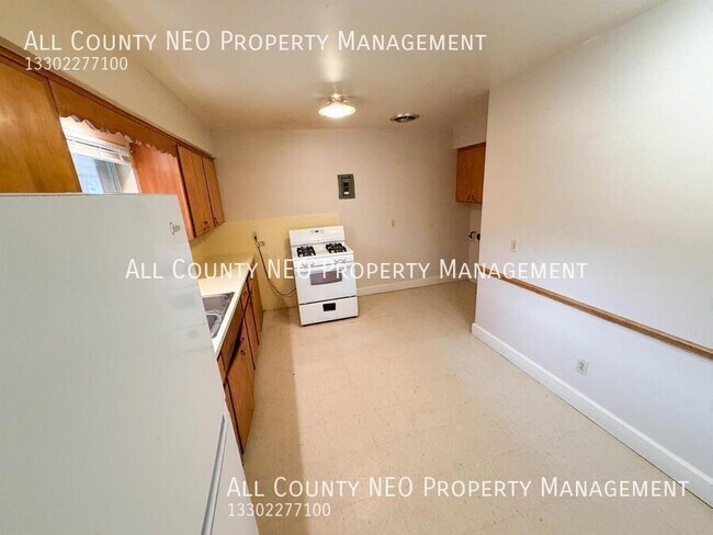 Foto del edificio - 429 Sullivan Ave