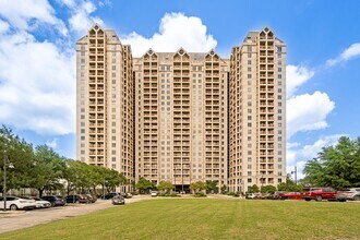 Building Photo - 1 Towers Park Ln