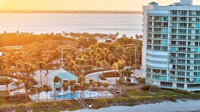 Building Photo - 8600 S Ocean Dr
