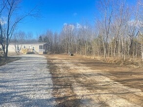 Building Photo - 7701 N Farm Rd 193