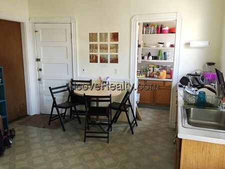 Foto del edificio - 296 Highland Ave