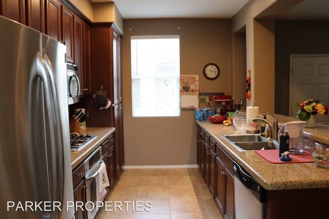 Building Photo - 2 br, 2.5 bath House - 37 Via Sovana