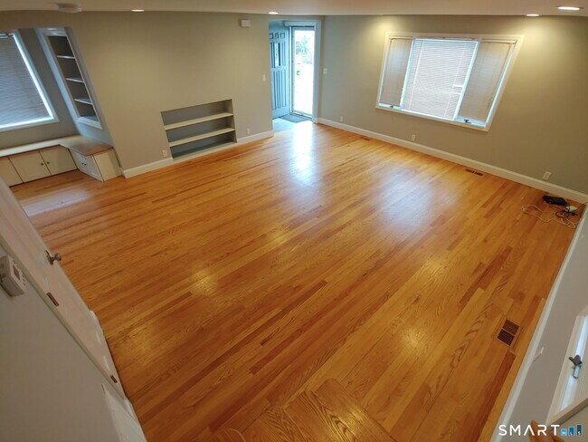 Foto del edificio - 800 E Broadway