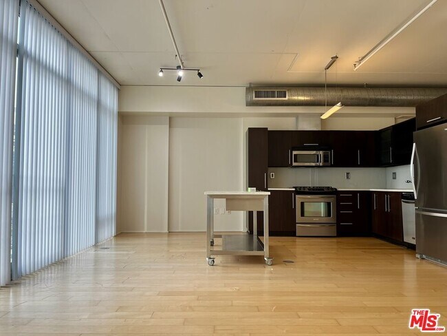 Foto del edificio - 1100 S Hope St