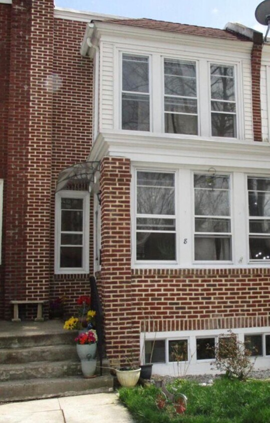 Foto principal - Now Available-3 Bedroom Norristown Rental!