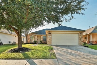 Building Photo - 15807 Sarasam Creek Ct