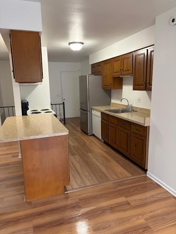 Building Photo - 1426 Hazelwood Ln