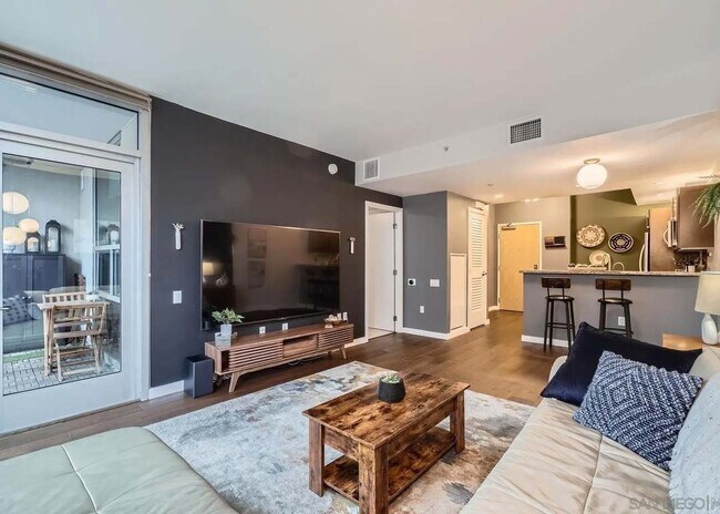 Foto del edificio - 321 10th Ave