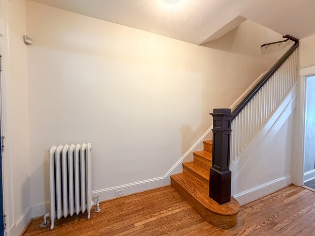 Building Photo - 1226 Jefferson St NW