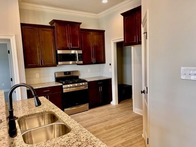 Foto del edificio - 44195 Shadowpoint Dr