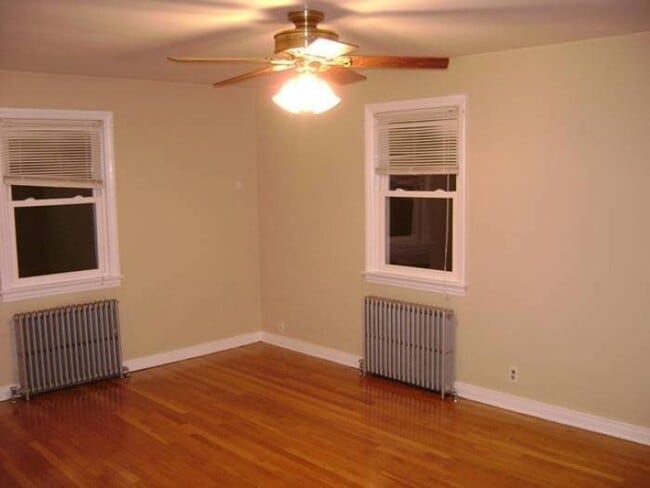 Foto del edificio - 28 Wolfle St