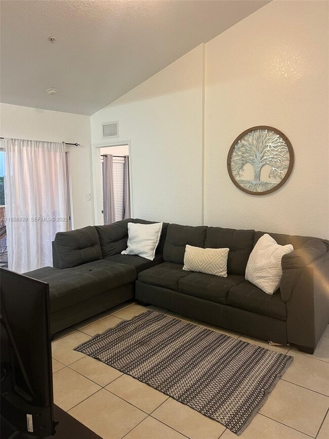 Building Photo - 20930 SW 87th Ave