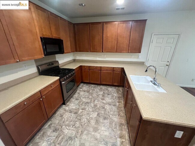 Building Photo - 201 Whimbrel Cir