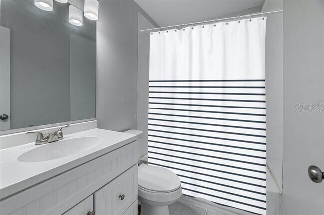 Foto del edificio - 3628 Chalet Ct