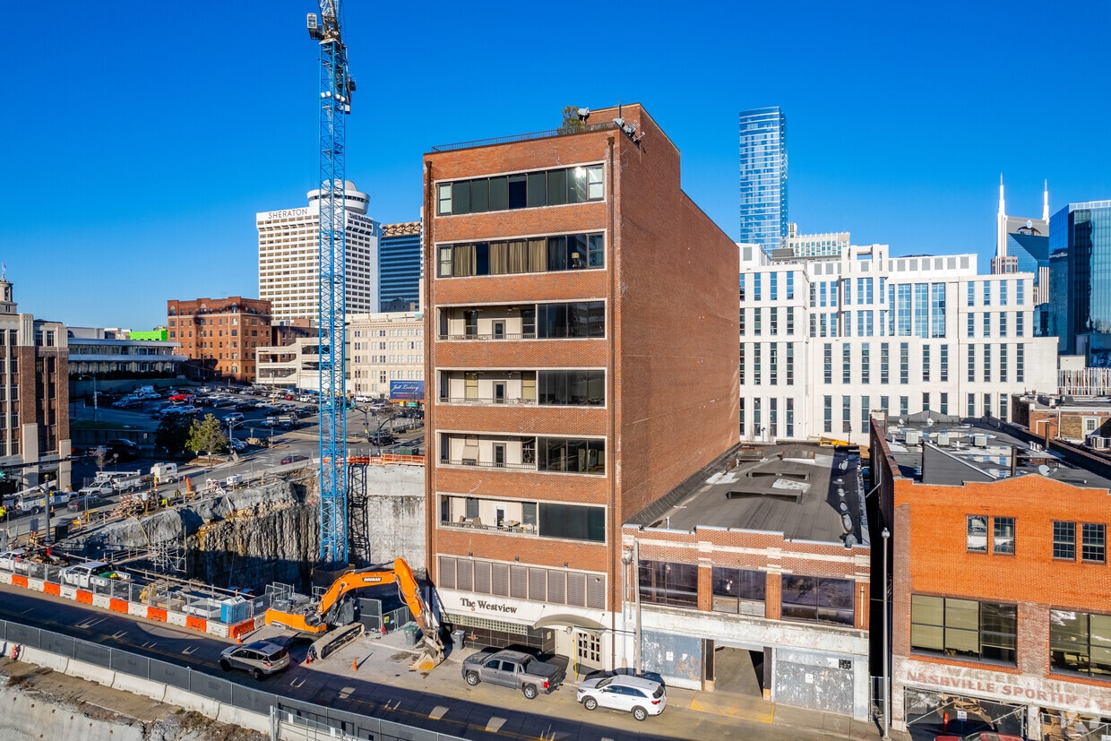 180 9th Ave N, Nashville, TN 37203 180 9th Ave N Nashville, TN