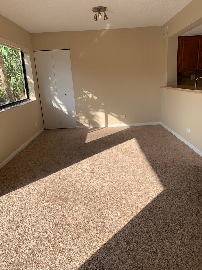 Foto del edificio - 6701 SW 116th Ct
