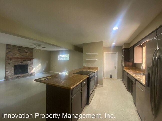 Building Photo - 4 br, 2 bath House - 719 Kewannee Trail