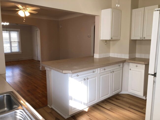 Building Photo - 48 Dennison Ave