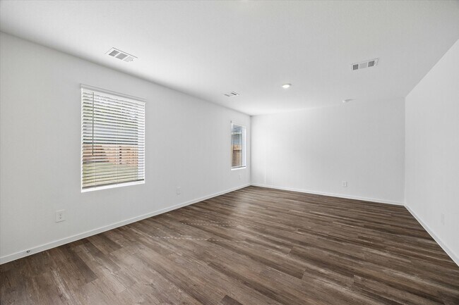 Foto del edificio - 14333 Tawny St