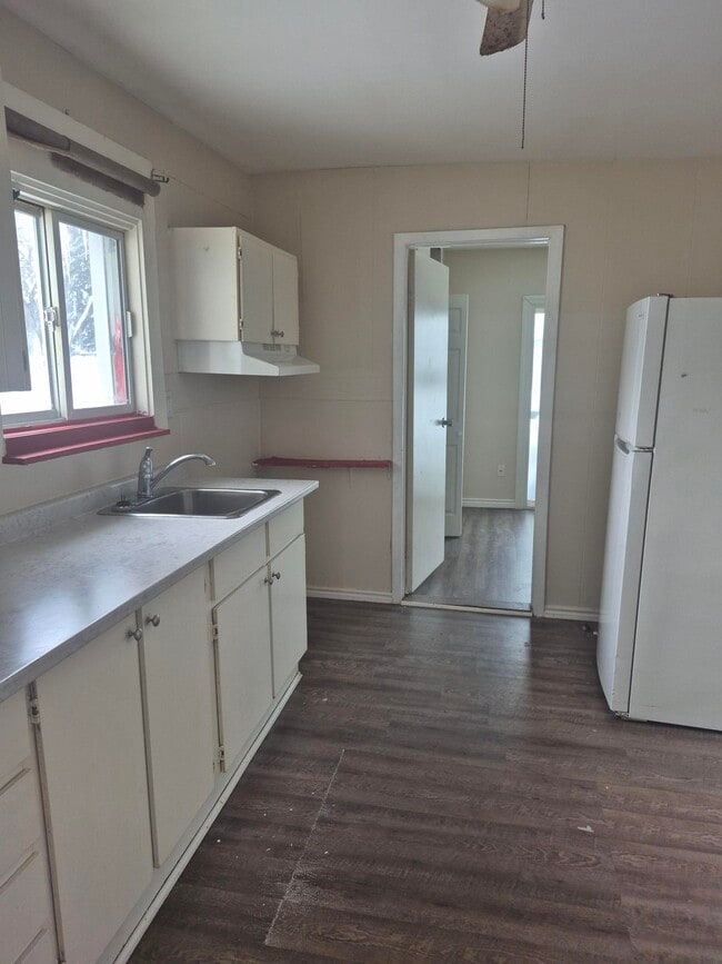 Building Photo - 2 Bed / 1 Bath Home in Sault Ste. Marie – $1,849/month + Utilities