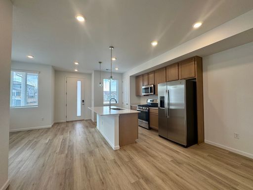 Foto del edificio - New Build Home for Rent Near Denver International Airport