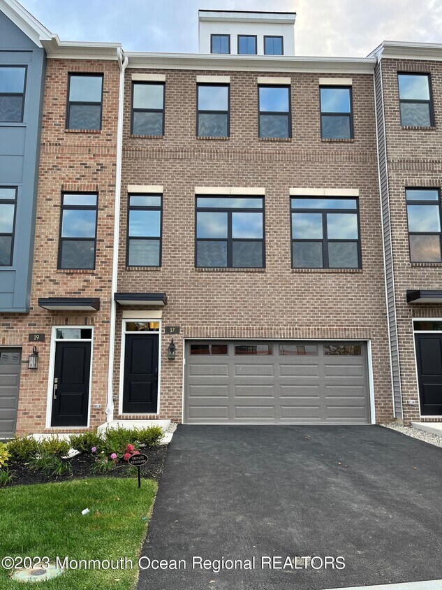 17 Valiant Ct Unit 208, Middletown Township, NJ 07748 Condo for Rent