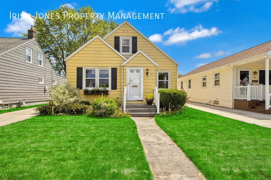 Foto principal - 157 Wellington Ave