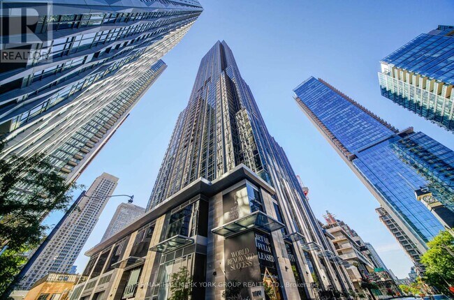 Photo du bâtiment - 11-3611 Yorkville Ave