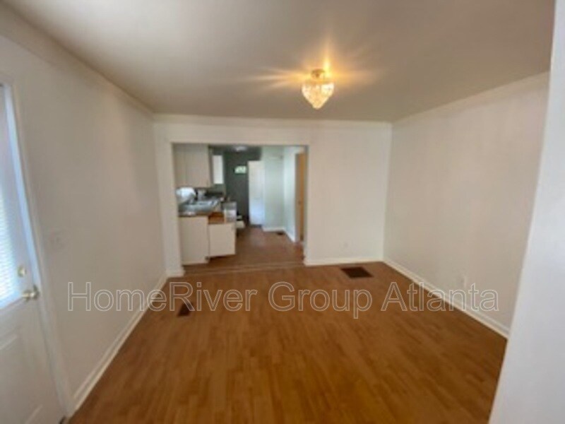 Building Photo - 5779 Hillside Dr NW