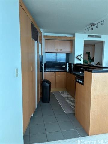 Foto del edificio - 1330 Ala Moana Blvd