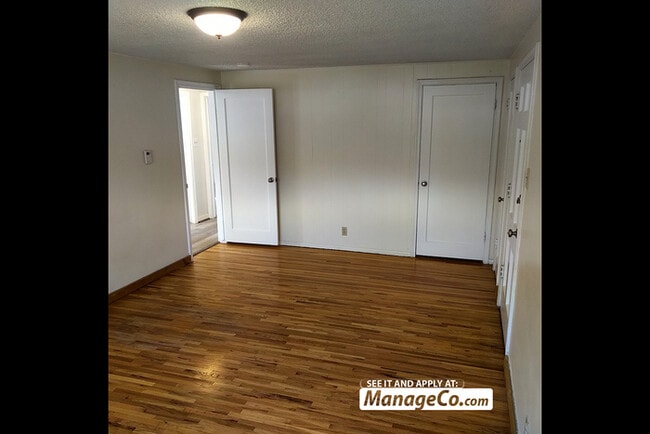 Building Photo - Bountiful 1 bed, 1 garage.