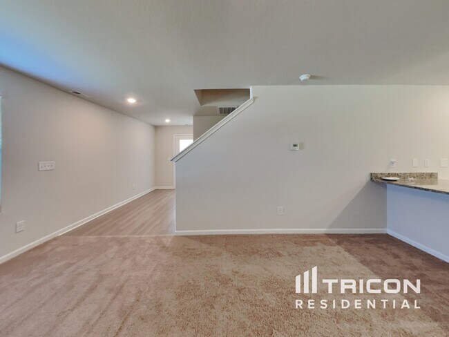 Building Photo - 125 Ivy Bank Dr