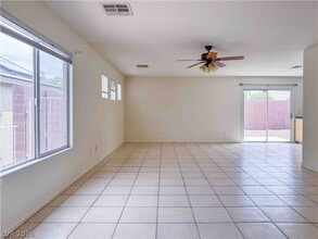 Building Photo - 10633 Foggy Glen Ave
