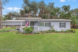 Building Photo - 1025 Lang NE Ln