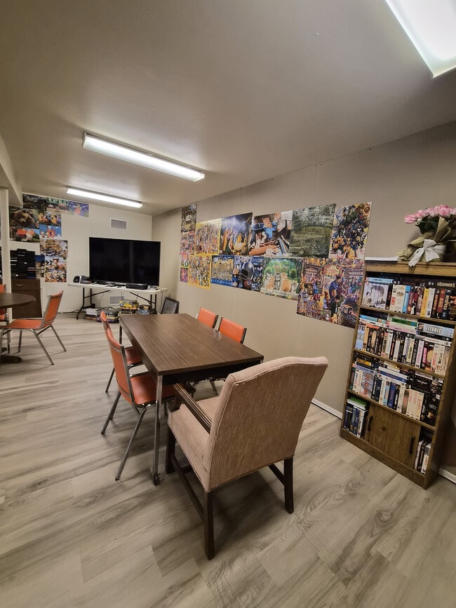 Building Photo - Plymouth Park Apartments 55+