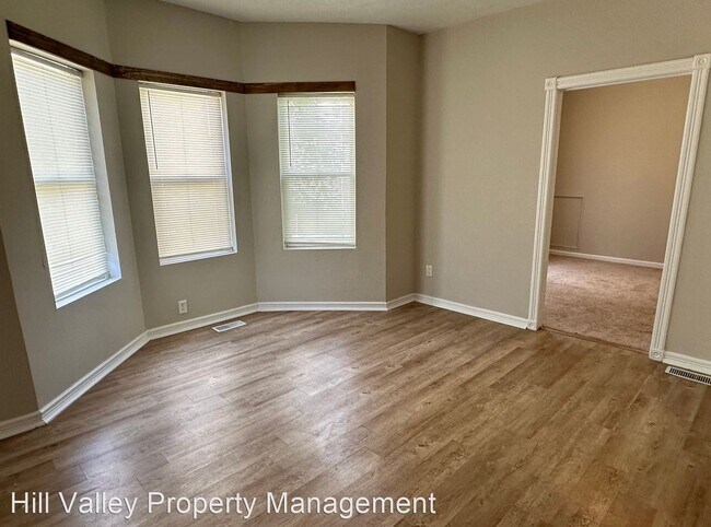 Building Photo - 2 br, 1 bath House - 400 S 7th St