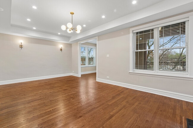 Foto del edificio - 4932 N Ridgeway Ave