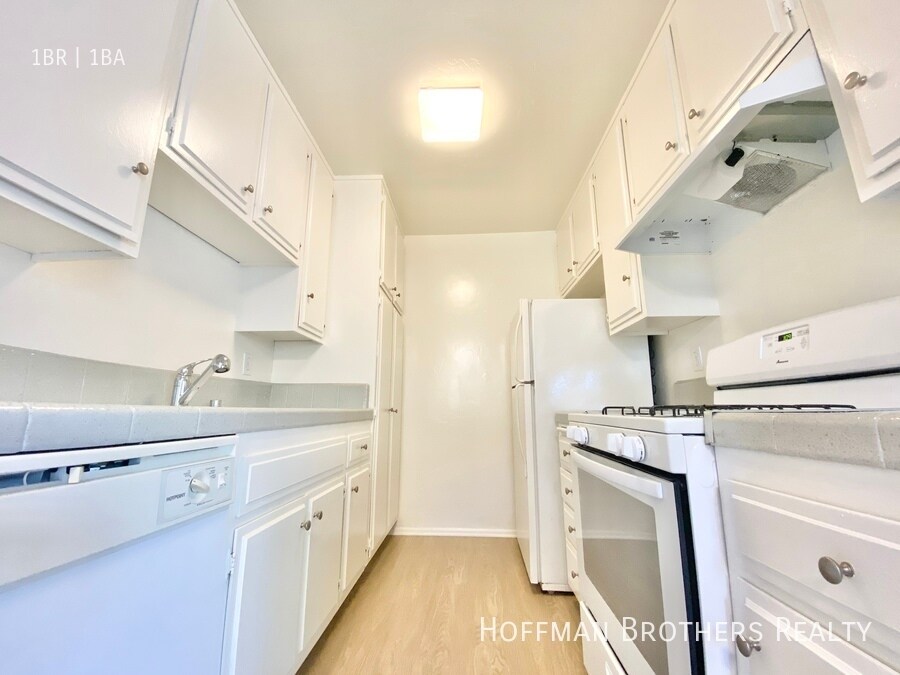 Page 2 881 Apartments for Rent in Beverlywood, CA Westside Rentals