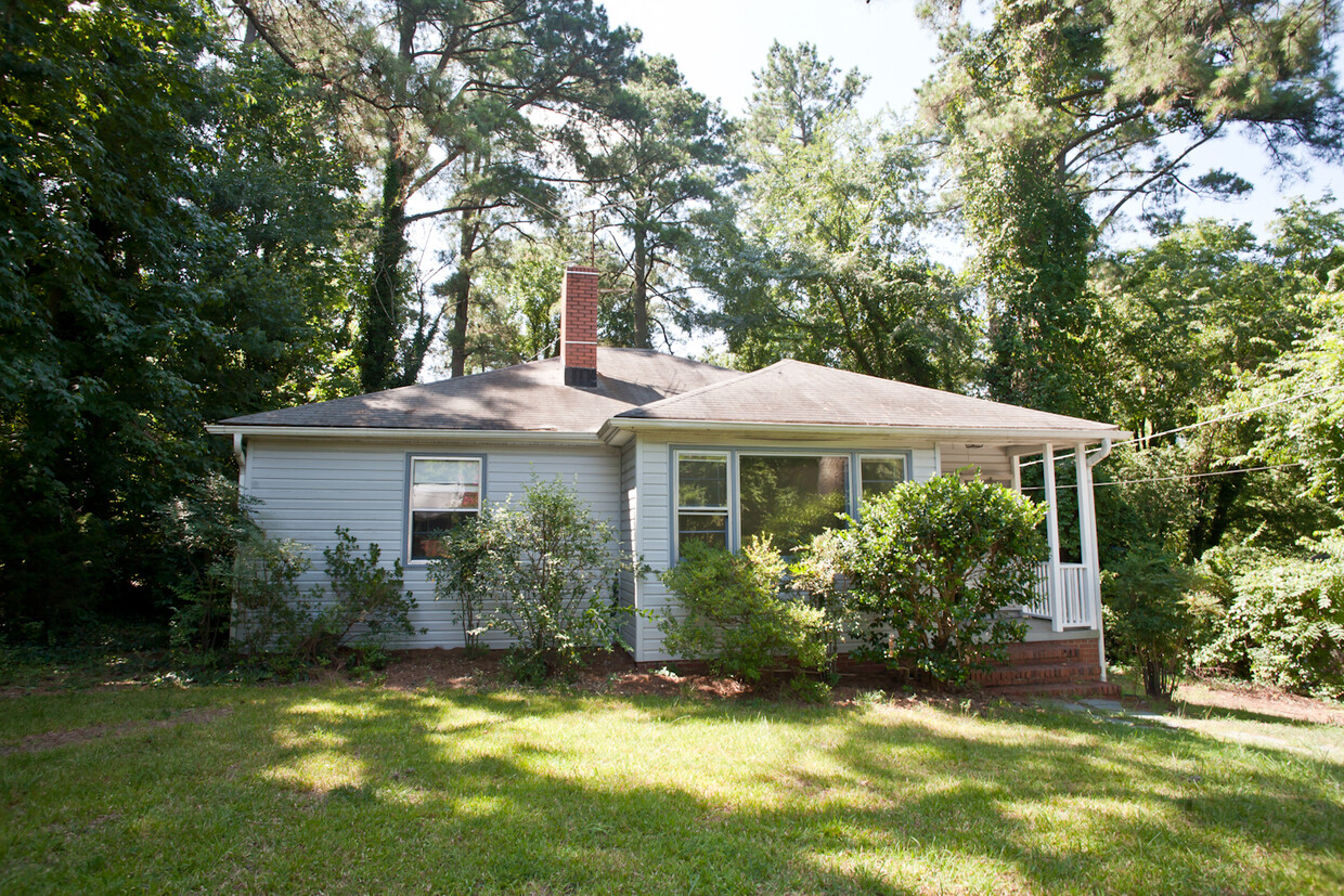 Primary Photo - Quaint Cottage near UNC Hospitals!