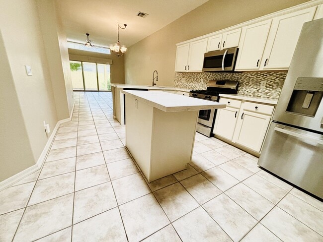 Building Photo - 6730 E Hermosa Vista Dr