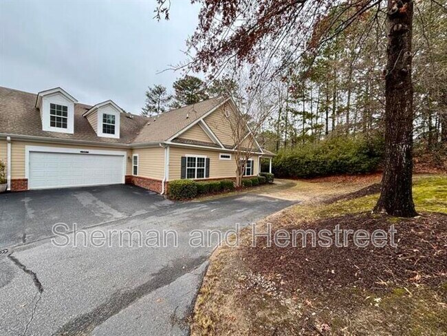 Foto del edificio - 2002 Amberley Dr