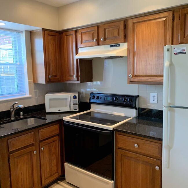 Foto del edificio - 2105 N Scott St