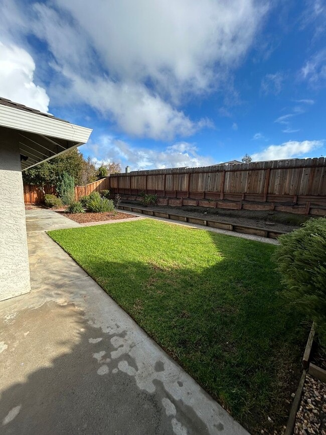 Foto del edificio - 3 Bedroom, 2 Bathroom Family Home