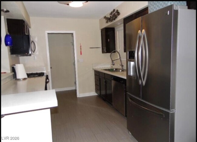 Foto del edificio - 132 Shadow Ln